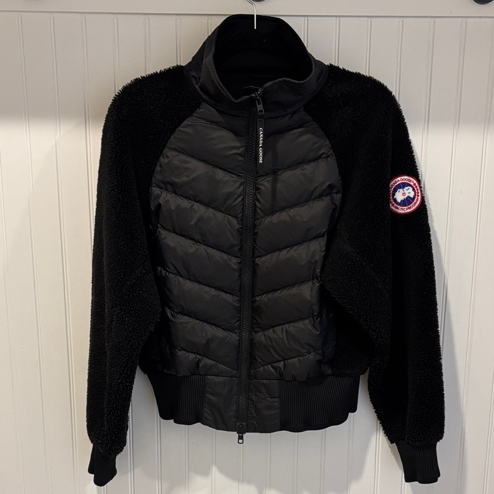 Canada Goose Women's Black Puffer Jacket